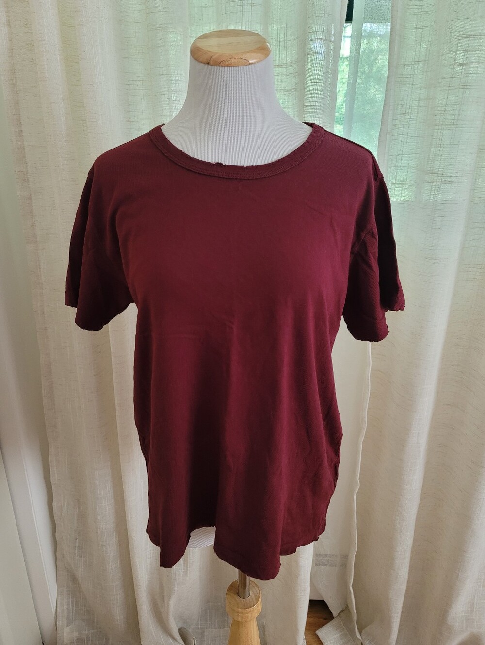 Le Bon Shoppe Organic Cotton Vintage Boy Tee Burgundy Size M Pre-owned